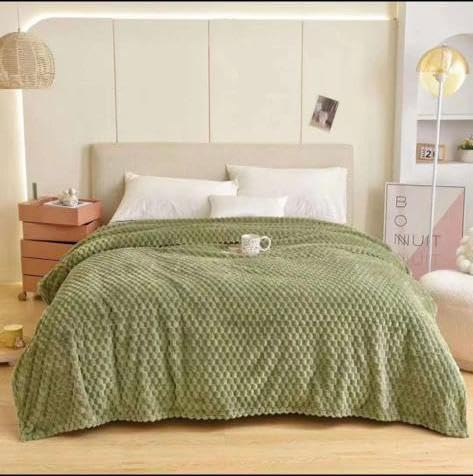 Super Soft Light Weight Double Bed King Size Double Bed Blanket (200 x 230 cm, 78 x 90 Inches)