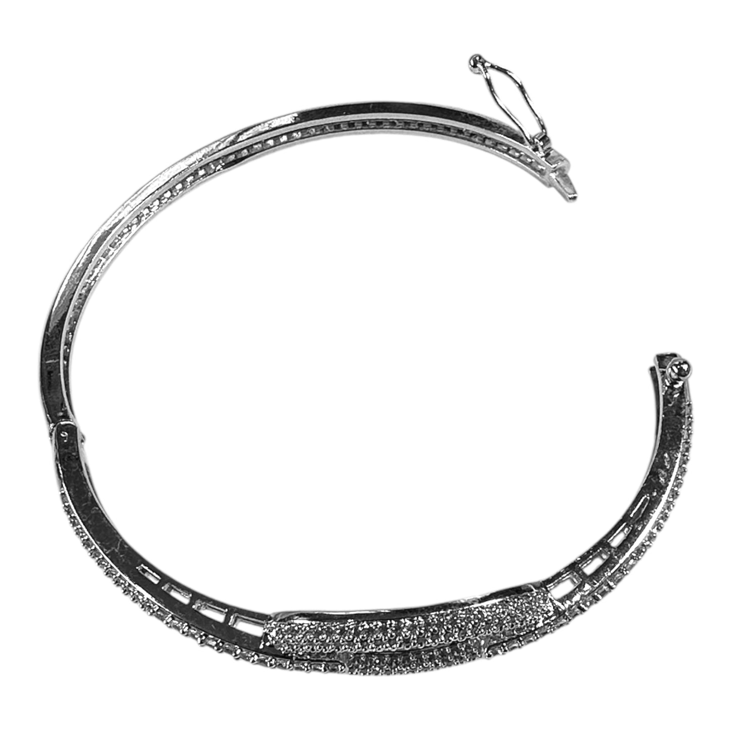 Elegant Silver Bracelet with American Diamonds